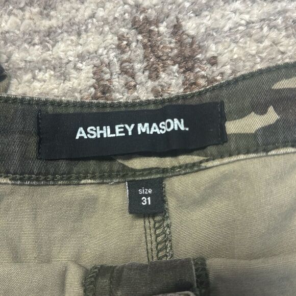 Ashley Mason Camouflage Jean 31 - Picture 3 of 5